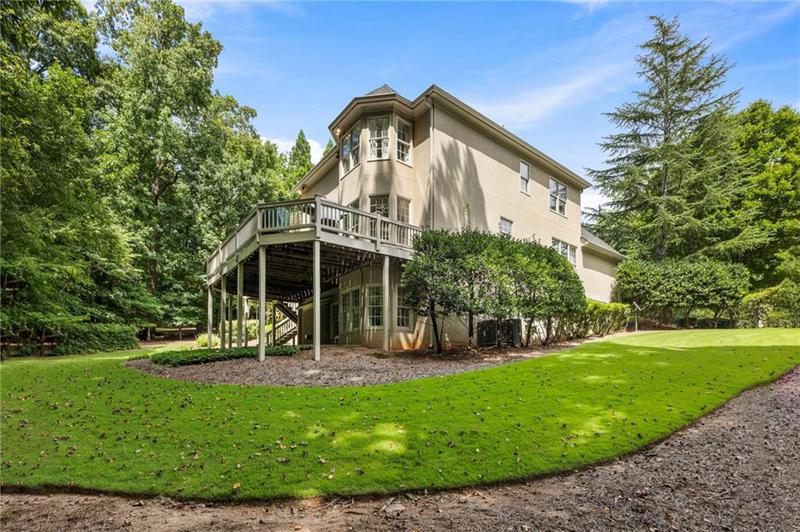 Image for property 140 Old Sandhurst Landing, Alpharetta, GA 30022