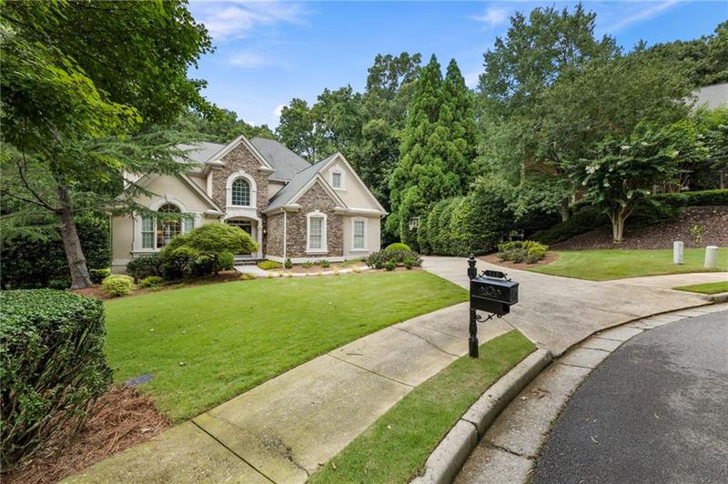 Image for property 140 Old Sandhurst Landing, Alpharetta, GA 30022
