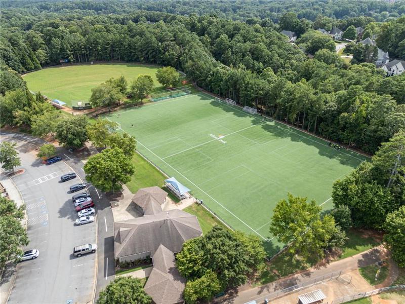 Image for property 140 Old Sandhurst Landing, Alpharetta, GA 30022