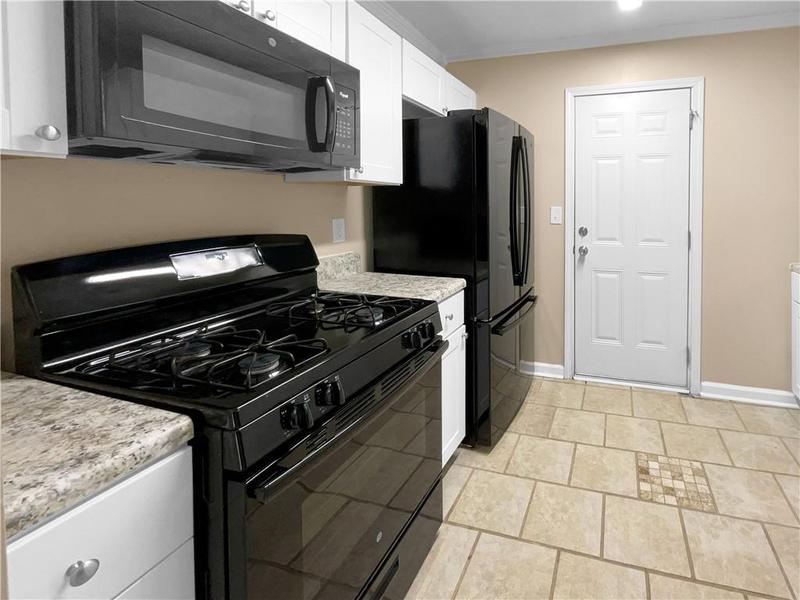 Image for property 125 Cainwood Court, Atlanta, GA 30349