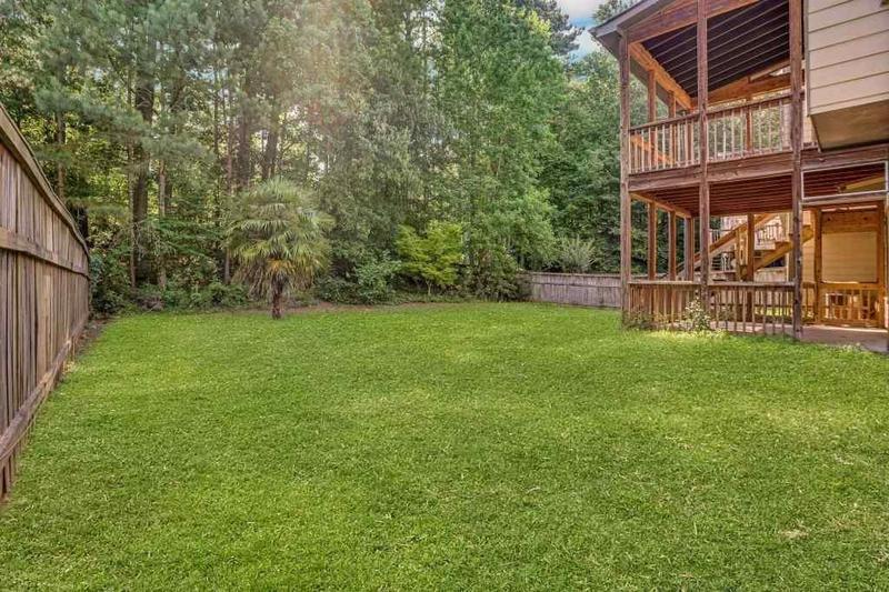Image for property 1054 SUNNY FIELD Lane, Lawrenceville, GA 30043