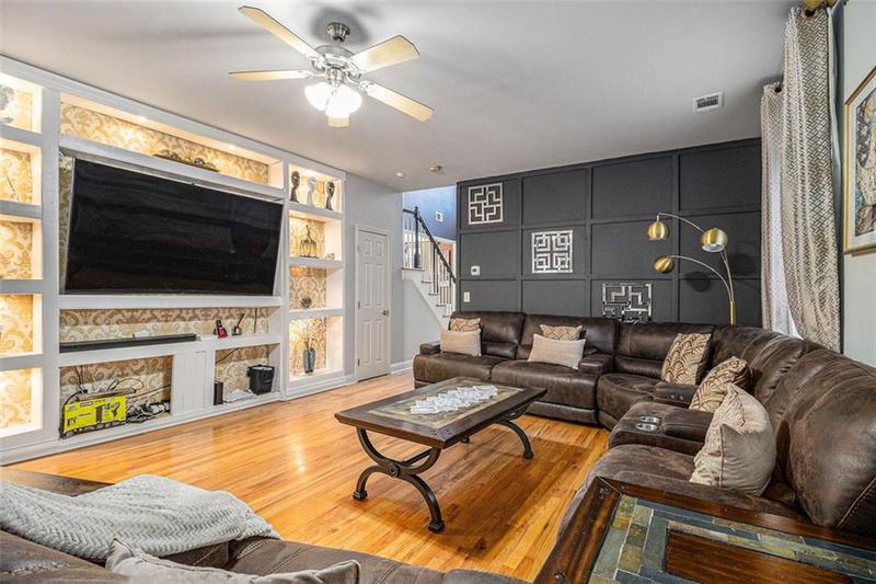 Image for property 1054 SUNNY FIELD Lane, Lawrenceville, GA 30043