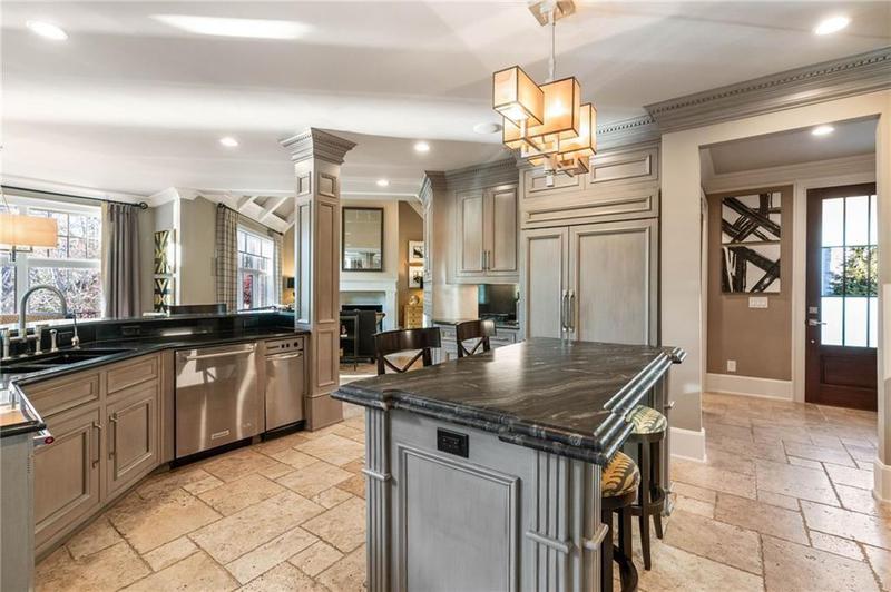 Image for property 1125 Lake Shore Overlook, Alpharetta, GA 30005