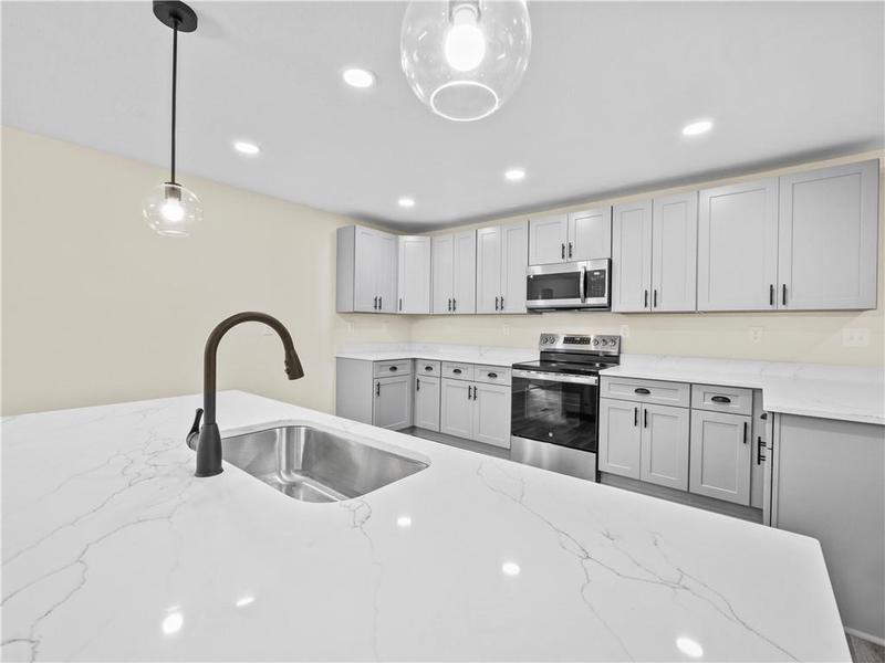 Image for property 239 Brown Drive, Clermont, GA 30527