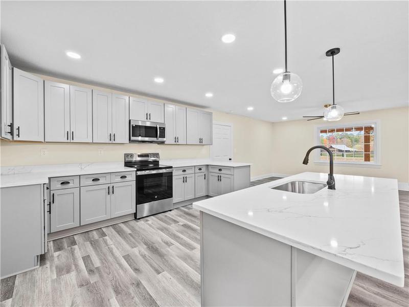 Image for property 239 Brown Drive, Clermont, GA 30527