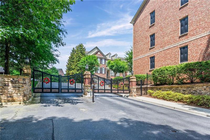 Image for property 2873 Overlook Way, Atlanta, GA 30324