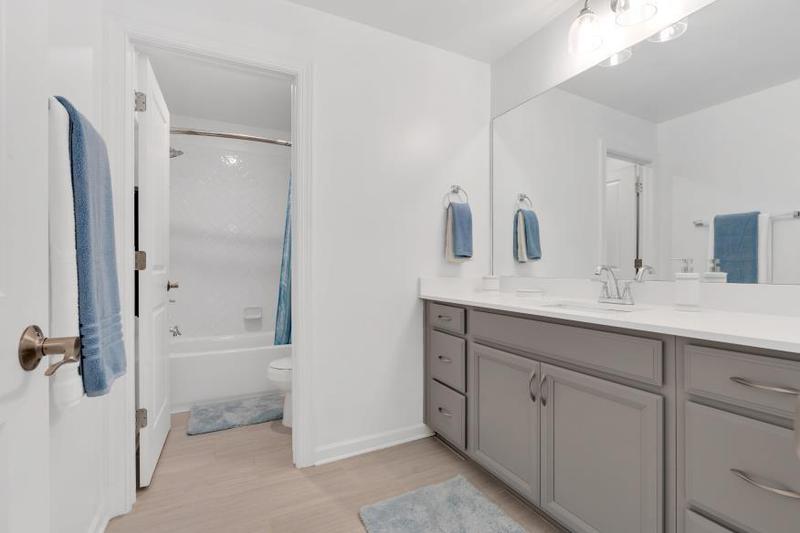 Image for property 205 Lakeside Place, Canton, GA 30114