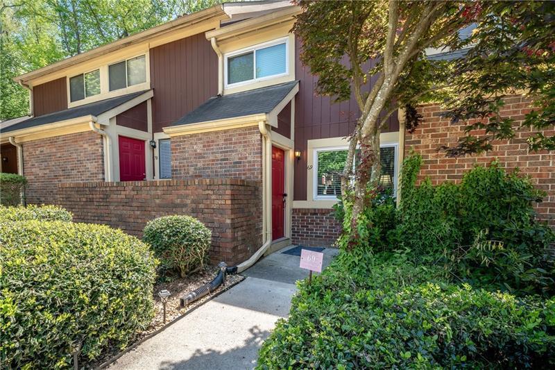 Image for property 69 Country Place Court, Alpharetta, GA 30005