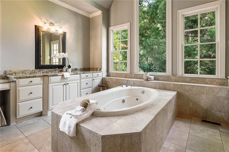 Image for property 880 Owens Lake Road, Milton, GA 30004