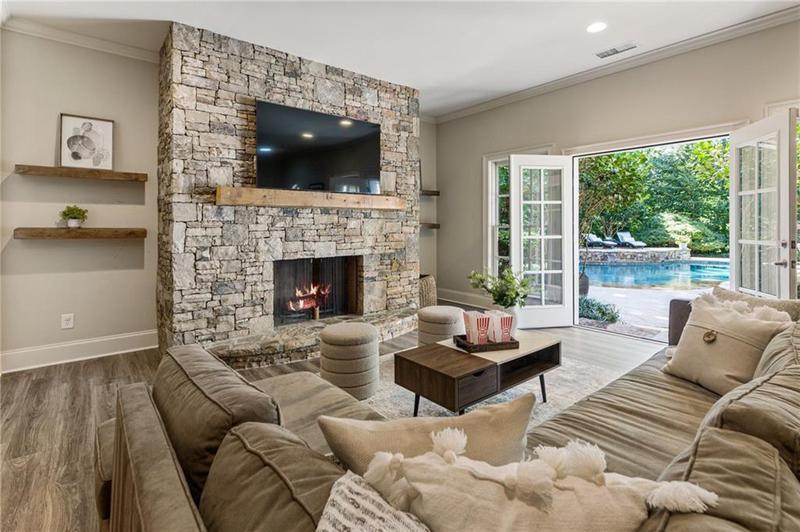 Image for property 880 Owens Lake Road, Milton, GA 30004