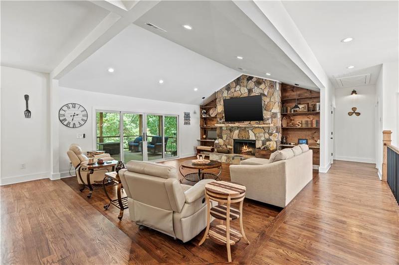 Image for property 5560 Hidden Harbor Trail, Gainesville, GA 30504