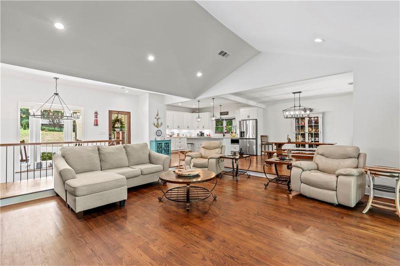 Image for property 5560 Hidden Harbor Trail, Gainesville, GA 30504