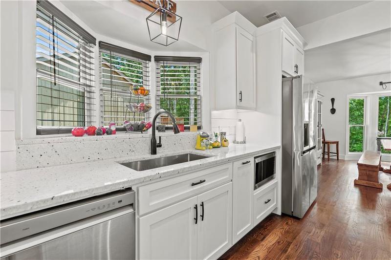 Image for property 5560 Hidden Harbor Trail, Gainesville, GA 30504