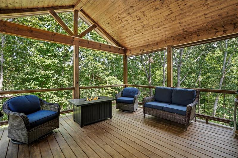 Image for property 5560 Hidden Harbor Trail, Gainesville, GA 30504