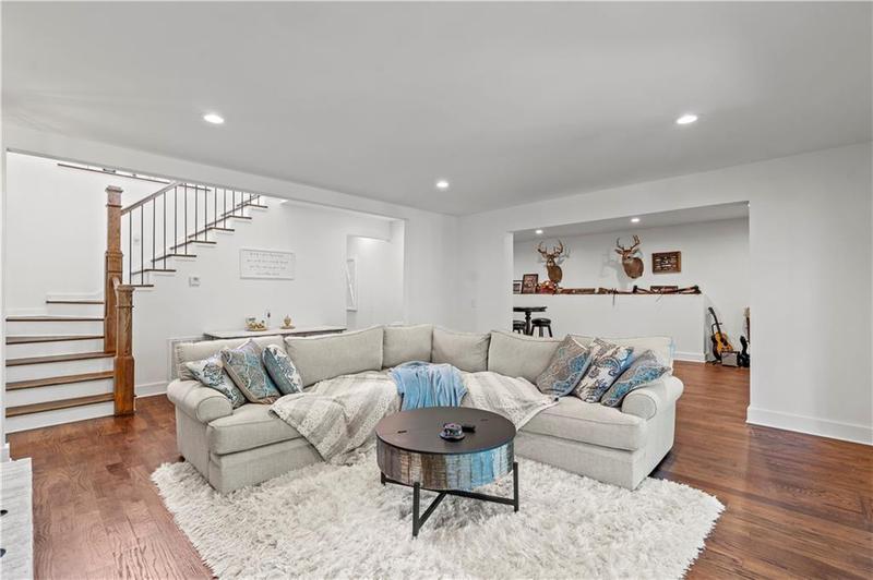 Image for property 5560 Hidden Harbor Trail, Gainesville, GA 30504
