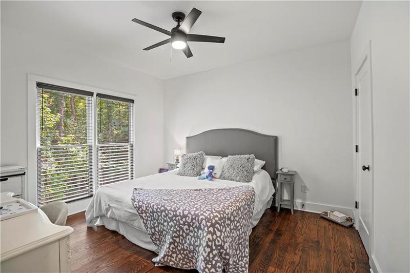 Image for property 5560 Hidden Harbor Trail, Gainesville, GA 30504