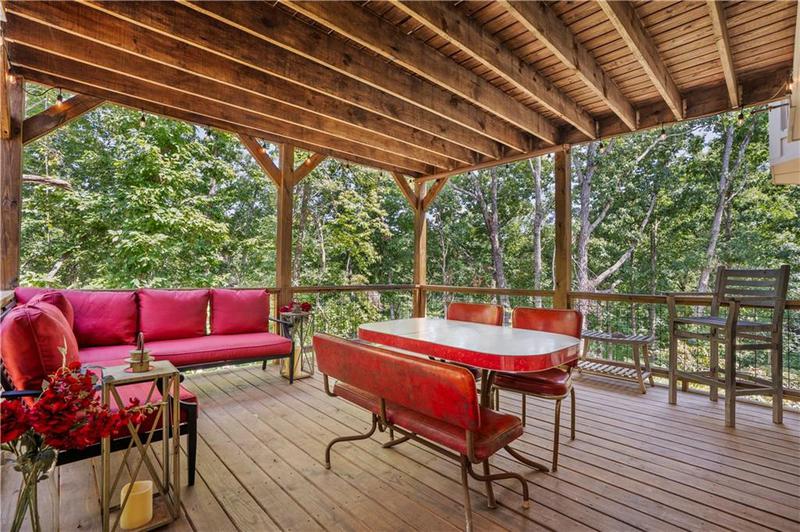 Image for property 5560 Hidden Harbor Trail, Gainesville, GA 30504