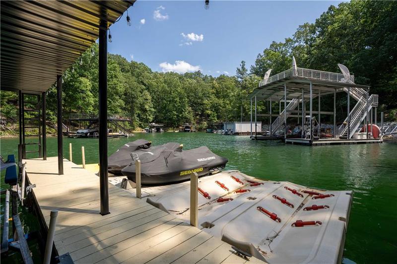 Image for property 5560 Hidden Harbor Trail, Gainesville, GA 30504
