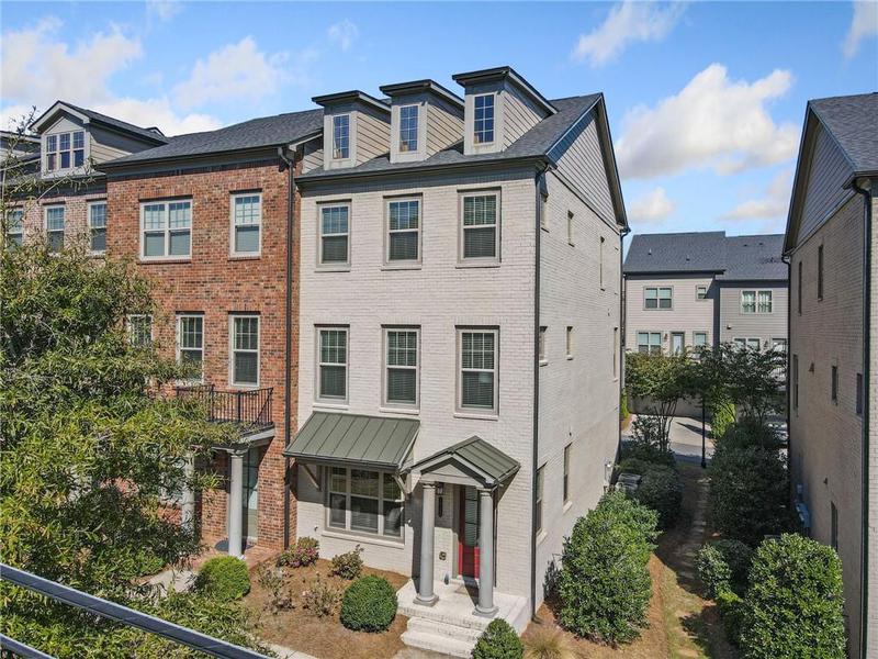 Image for property 10120 Windalier Way, Roswell, GA 30076