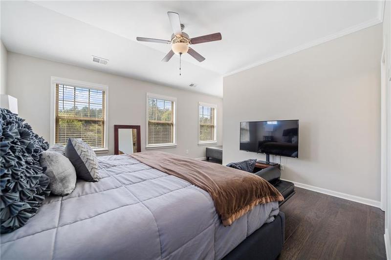 Image for property 10120 Windalier Way, Roswell, GA 30076
