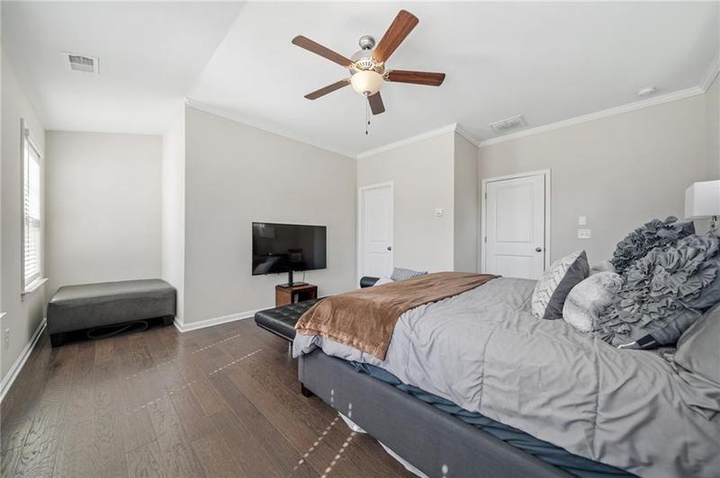 Image for property 10120 Windalier Way, Roswell, GA 30076