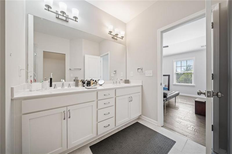 Image for property 10120 Windalier Way, Roswell, GA 30076