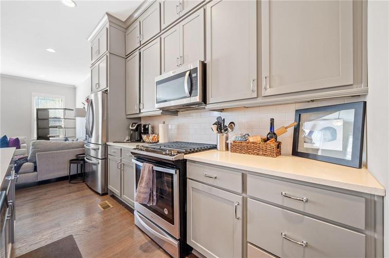Image for property 10120 Windalier Way, Roswell, GA 30076