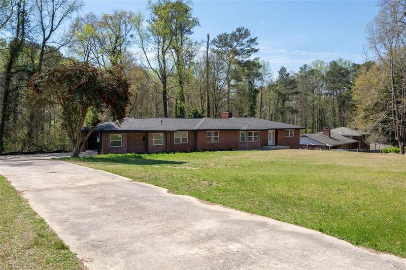 Image for property 3042 PEEK Road, Atlanta, GA 30318