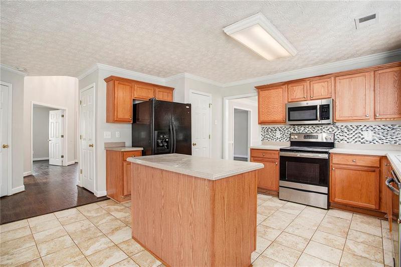 Image for property 2049 Town Square Drive, Mcdonough, GA 30253