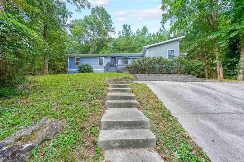Image for property 837 Forrest Circle, Atlanta, GA 30354
