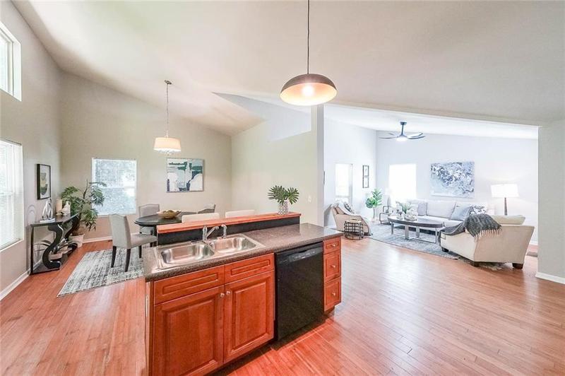 Image for property 837 Forrest Circle, Atlanta, GA 30354