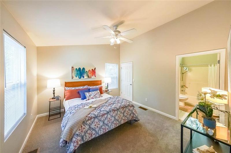 Image for property 837 Forrest Circle, Atlanta, GA 30354