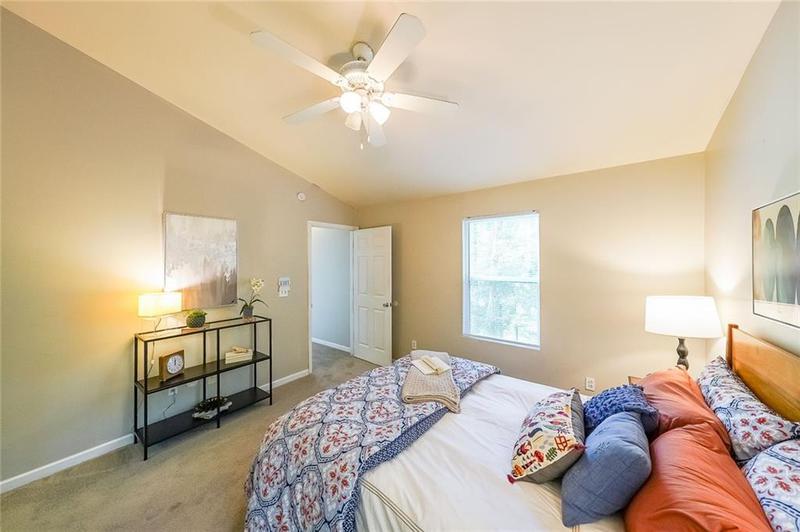Image for property 837 Forrest Circle, Atlanta, GA 30354