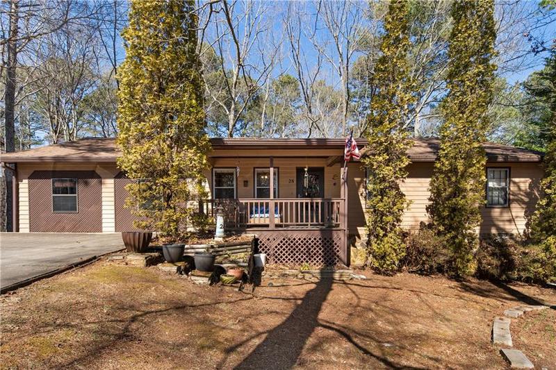 Image for property 28 East Boxwood Drive, Cartersville, GA 30121