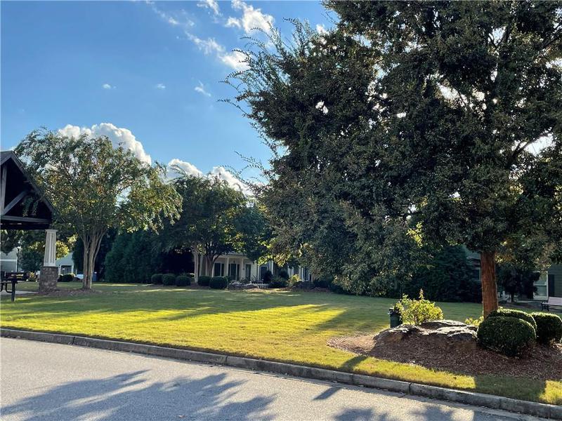 Image for property 1686 BARFIELD Run, Atlanta, GA 30318