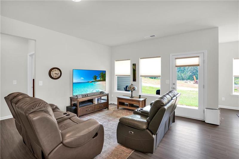 Image for property 30 Arrington Drive, Adairsville, GA 30103