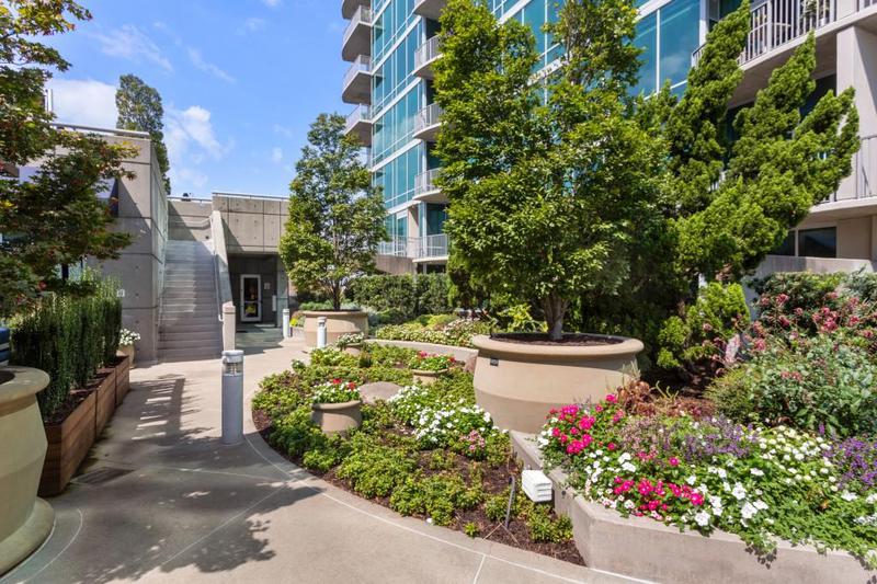 Image for property 923 Peachtree Street 1034, Atlanta, GA 30309