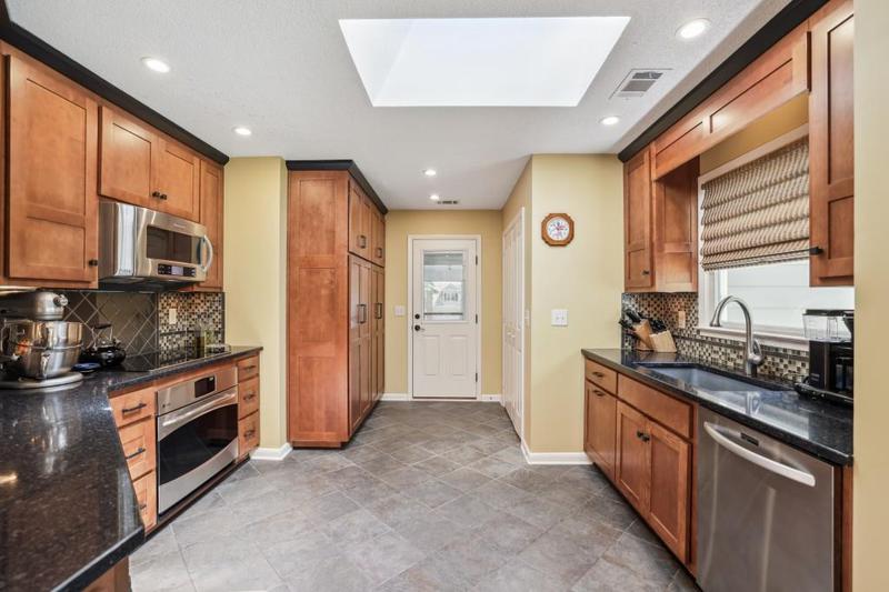 Image for property 1390 Barclay Drive, Lawrenceville, GA 30043