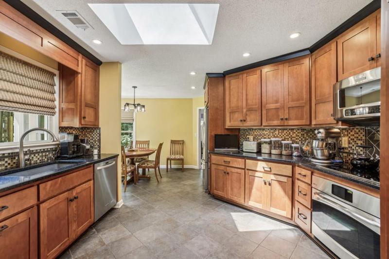 Image for property 1390 Barclay Drive, Lawrenceville, GA 30043