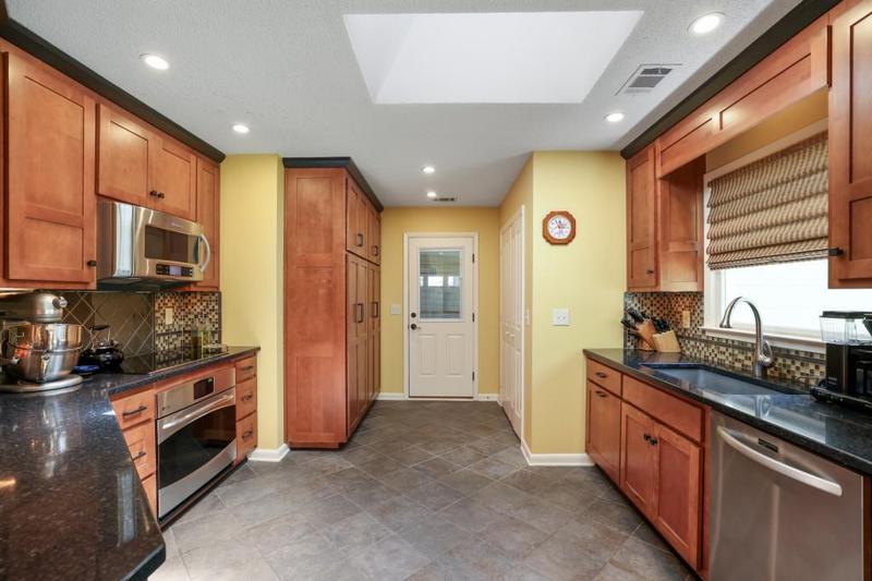 Image for property 1390 Barclay Drive, Lawrenceville, GA 30043