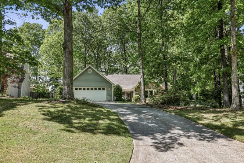 Image for property 1390 Barclay Drive, Lawrenceville, GA 30043