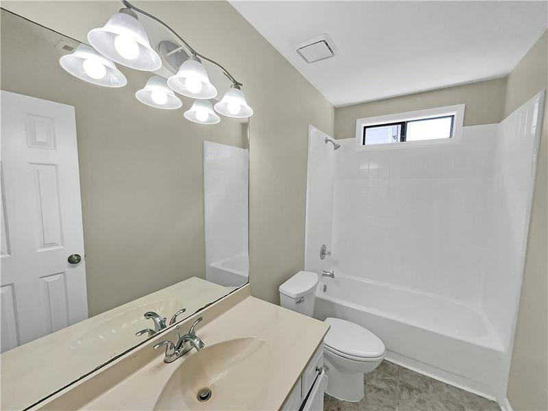 Image for property 421 Thornbush Trace, Lawrenceville, GA 30046