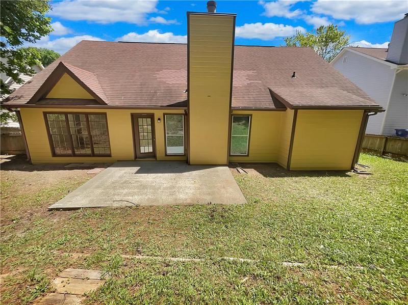 Image for property 421 Thornbush Trace, Lawrenceville, GA 30046