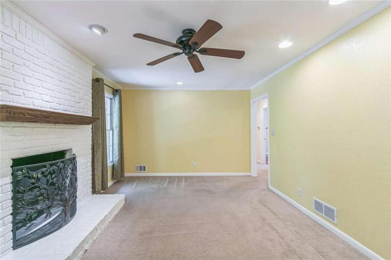 Image for property 1996 Walton Woods Circle, Tucker, GA 30084