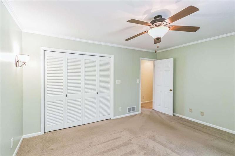 Image for property 1996 Walton Woods Circle, Tucker, GA 30084
