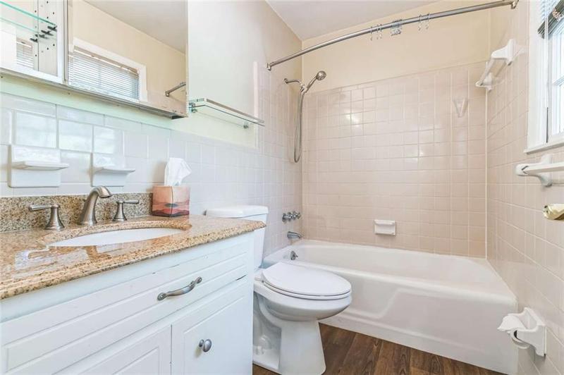 Image for property 1996 Walton Woods Circle, Tucker, GA 30084