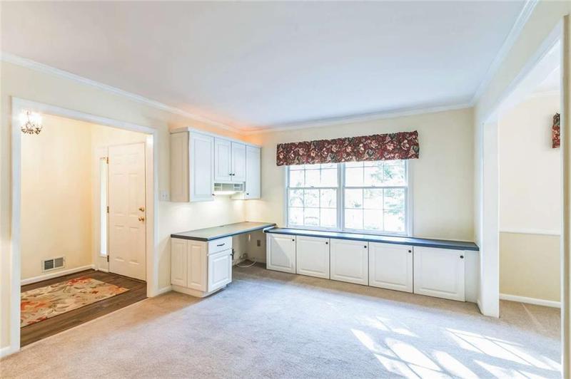 Image for property 1996 Walton Woods Circle, Tucker, GA 30084