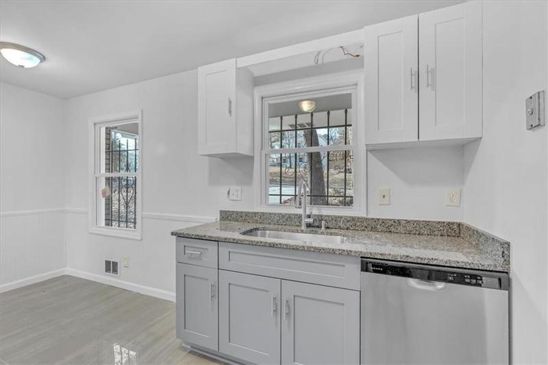 Image for property 2080 Bluffton Way, Decatur, GA 30035