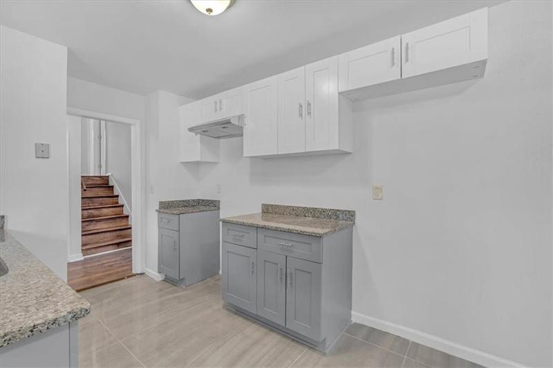 Image for property 2080 Bluffton Way, Decatur, GA 30035