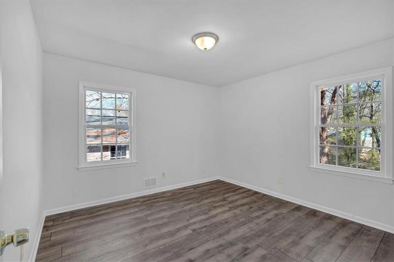 Image for property 2080 Bluffton Way, Decatur, GA 30035